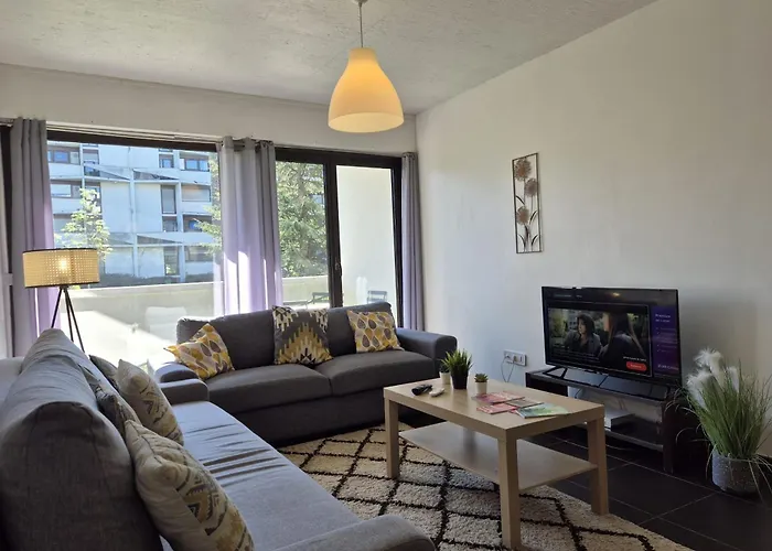 Lägenhet Bright For 6 In