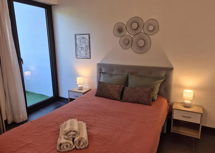 Bright For 6 In Lägenhet