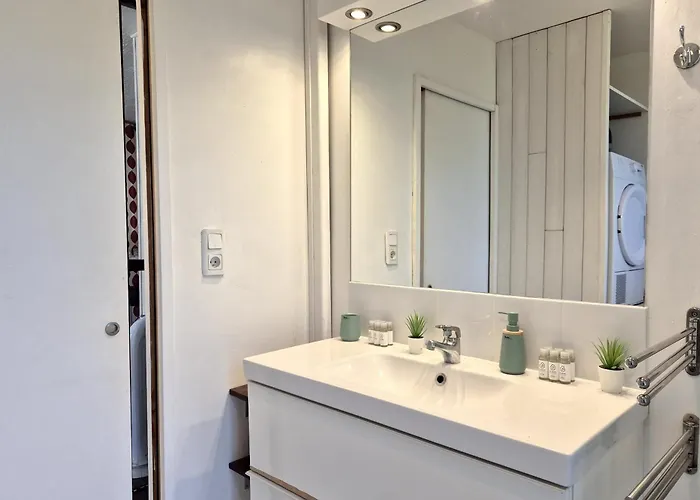 Bright For 6 In Lägenhet *